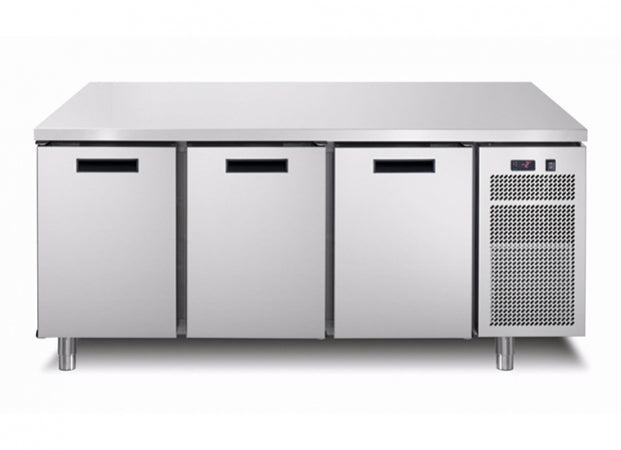 Afinox 3 Doors under counter refrigerator (+2/+7 C) mono block unit Stainless Steel working top+BACK SPLASH PET outside/inside digital thermostat, 3 solid hinged door with 1 plasticized shelf GN 1/1 230V/50Hz/1ph Dim:1926x700x950 (LxWxH)mm