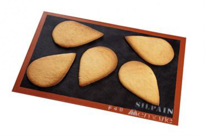 BAKING SHEET  SILPAIN 585X385