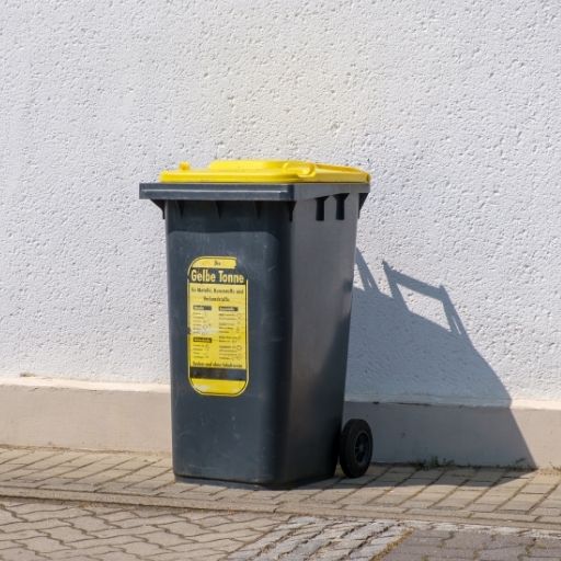 Trash Cans and Lids