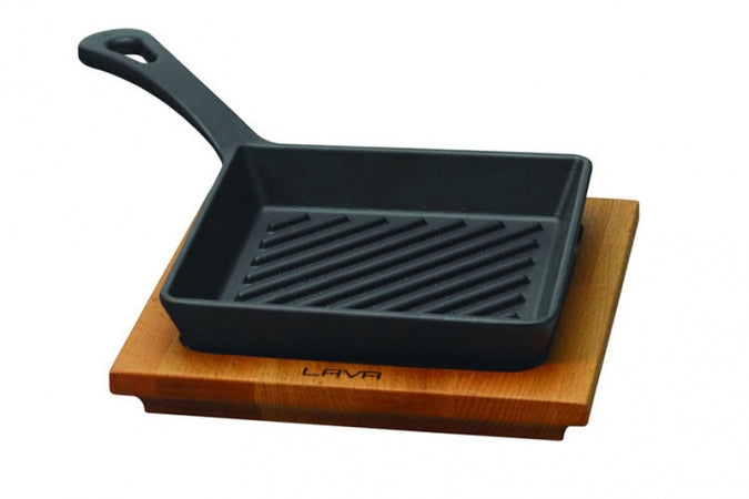 Lava Mini Square Grill Skillet and wooden platter 16x16cm.