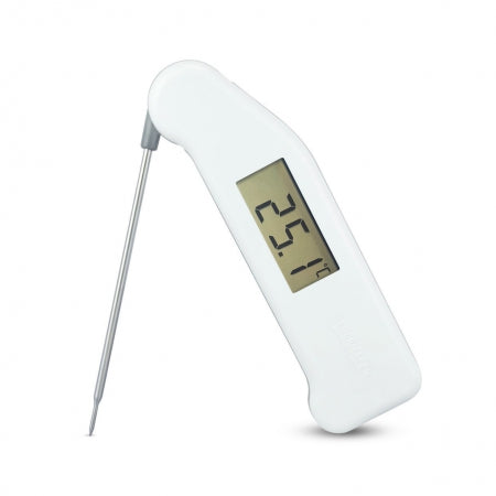 White Superfast Thermapen Resolution: 0.1*C or 1.0*C (User Selectable), Temp Range:  -49.9 to 299.9*C, Accuracy: +/-0.4*C (-49.9 to 199.9*C) otherwise +/- 1*C, Auto Off, HACCP Compatible, Made in Great Britain