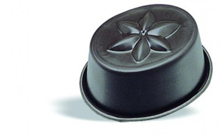 R714 Oval Aspic Mould With Star Bottom