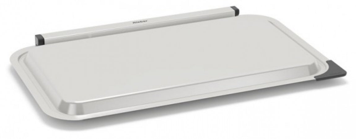 Buffetdeckel 1/1 EdelstahlBuffet lid 1/1 stainless steelBuffet lid GN 1/1 made of stainless steel with plasticcorner grip and fixed hinge. The hinge has an interlockin opened position. Suitable for storage, regenerationand warm/cold serving. The lid is